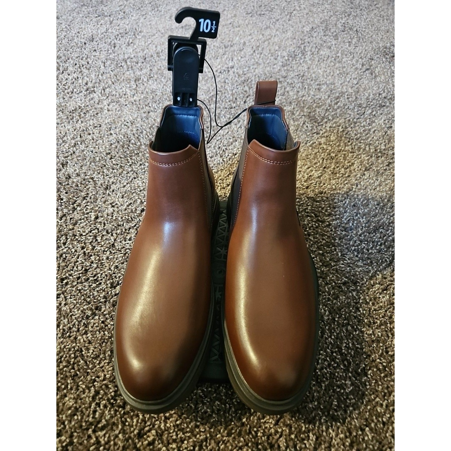 No Boundaries Size 10.5 Men's Easy On & Off Garda Chelsea Boots. New With Tags
